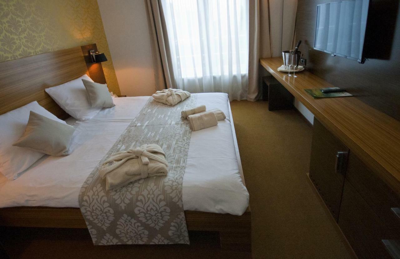 Gold Club Hotel & Casino Ajdovščina 외부 사진