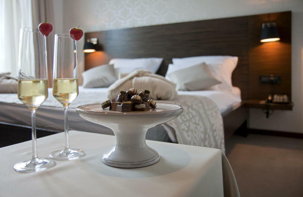 Gold Club Hotel & Casino Ajdovščina 외부 사진