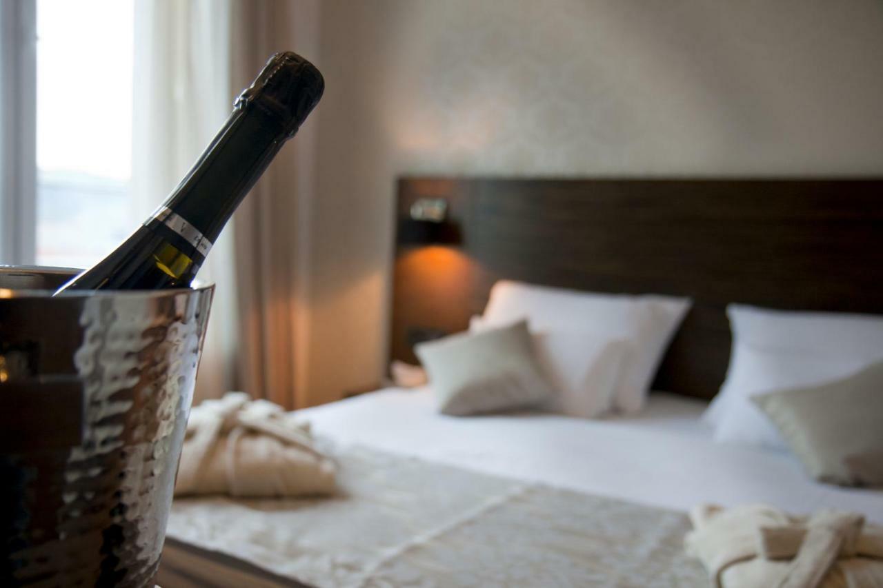 Gold Club Hotel & Casino Ajdovščina 외부 사진